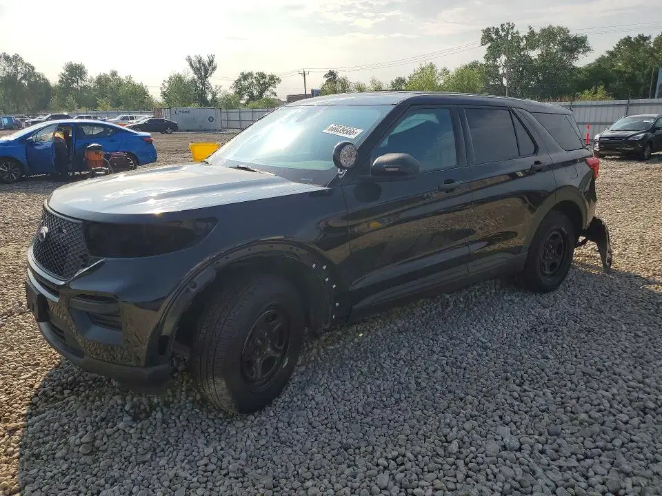 1FM5K8ABXPGB37944 — 2023 Ford Explorer, Боковая часть (Side), фото до ремонта
