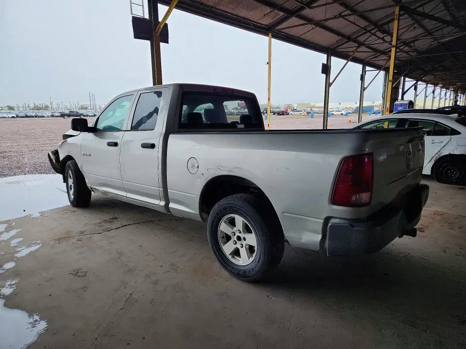 2010 DODGE RAM 1500 VIN 1D7RB1GK6AS238641 фото 2