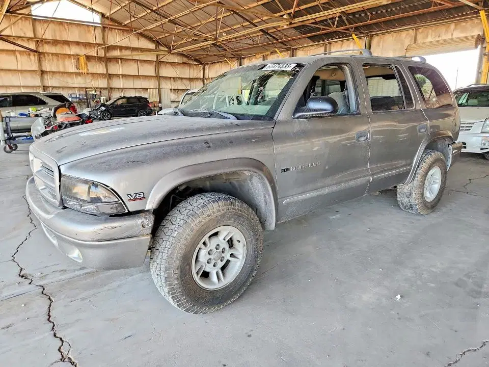 1B4HS28Z0YF131074 — 2000 Dodge Durango, Передняя часть (Front End), фото до ремонта