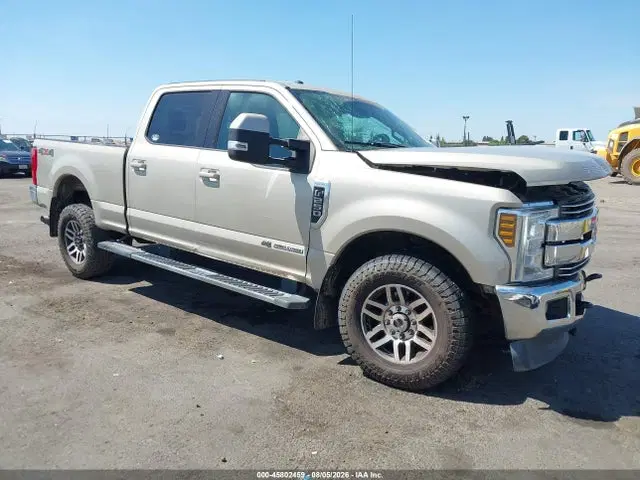 1FT7W2BT1JEB11628 — 2018 Ford F-250 Lariat, Передняя часть (Front End), фото до ремонта
