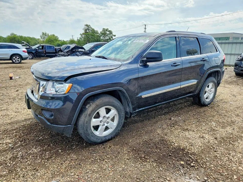 1C4RJFAG1DC568765 — 2013 Jeep Grand Cherokee, Front end (Front End), before-repair photos