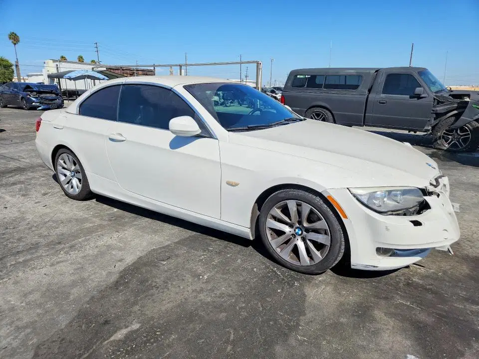 2013 BMW 328 VIN WBADW7C52DE731339 фото 4