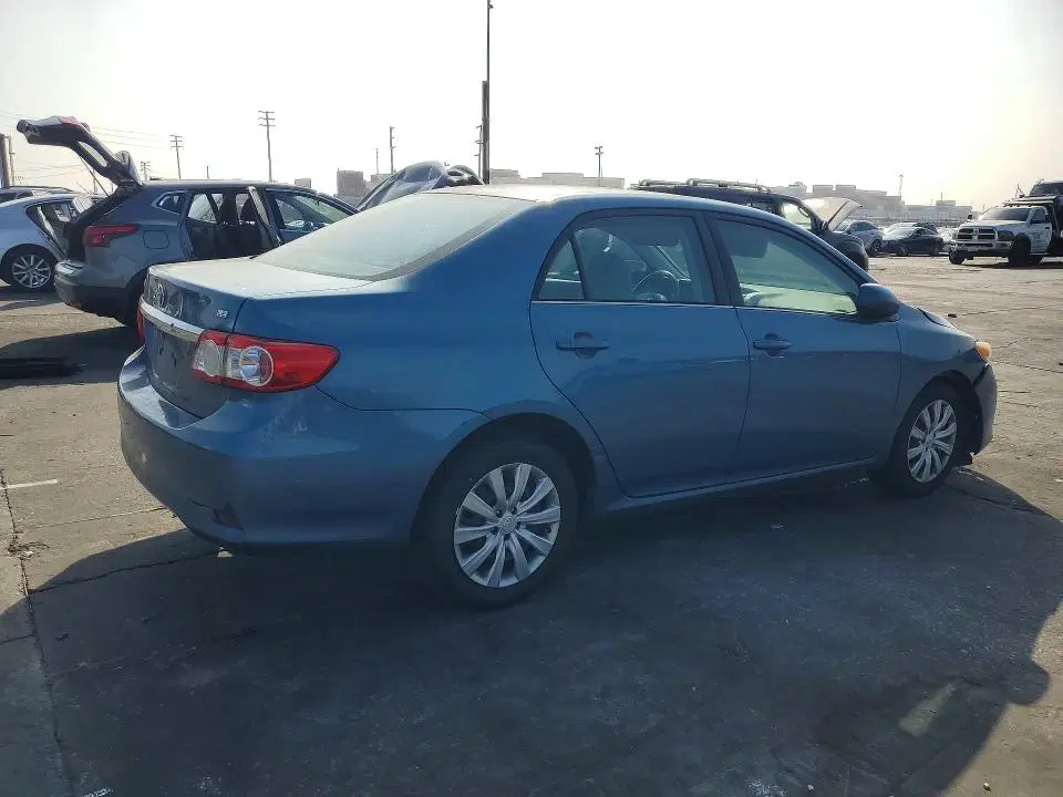 2013 TOYOTA COROLLA VIN 5YFBU4EE2DP194731 фото 3