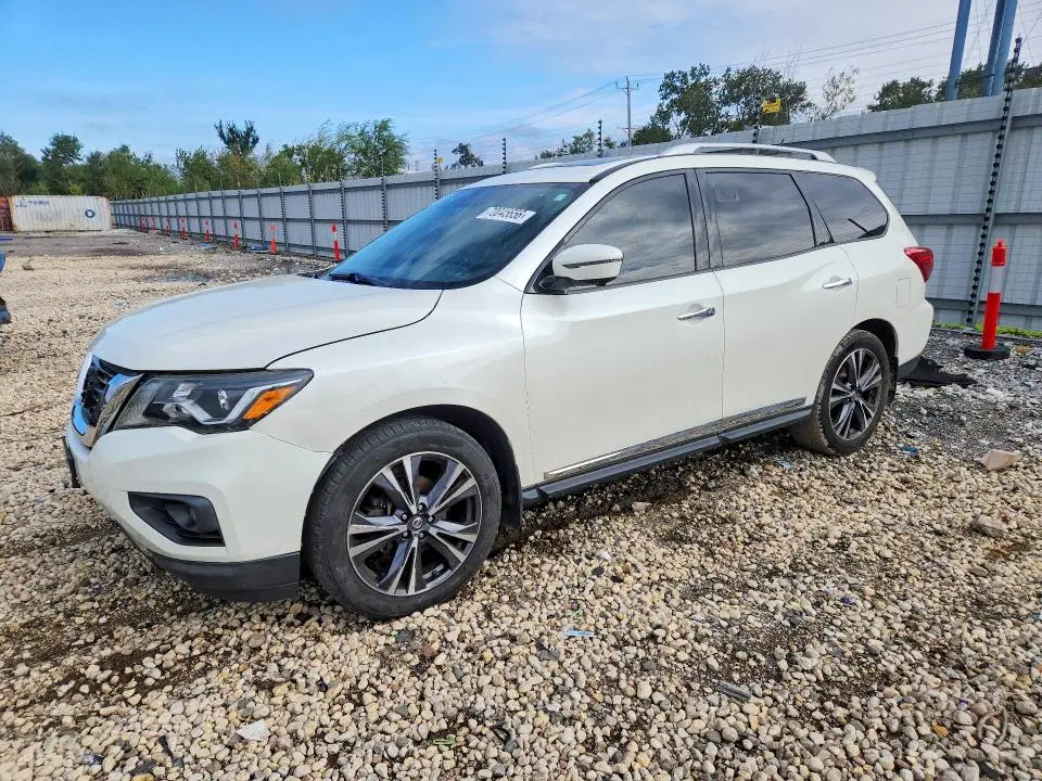 5N1DR2MM4HC628813 — 2017 Nissan Pathfinder, Передняя часть (Front End), фото до ремонта