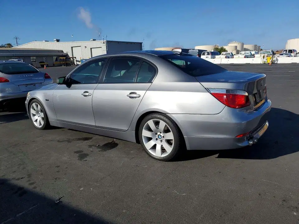 2006 BMW 530 VIN WBANE73516CM37310 фото 2