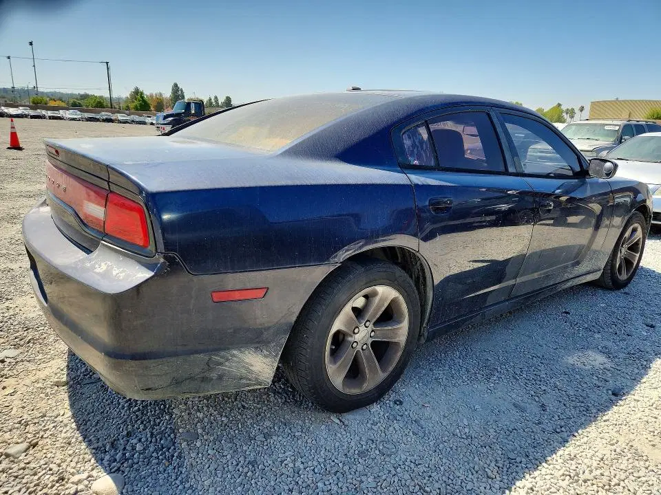 2011 DODGE CHARGER VIN 2B3CL3CG2BH514253 фото 3