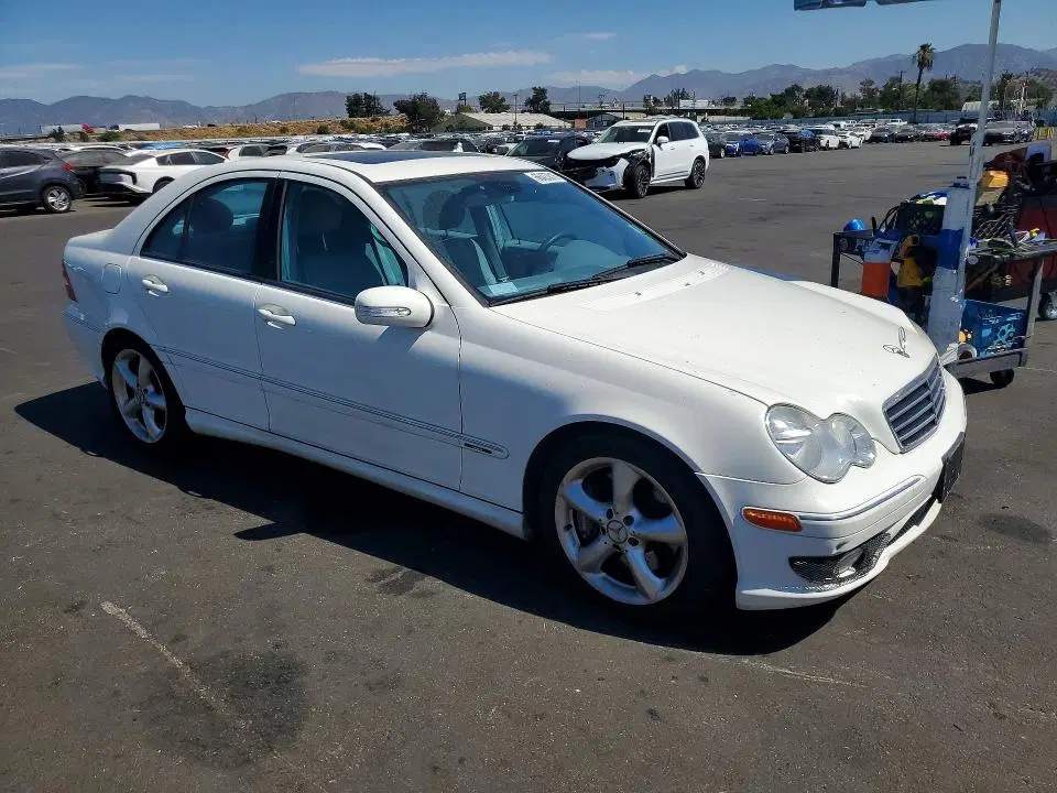 2005 MERCEDES-BENZ C VIN WDBRF40J55A707956 фото 3