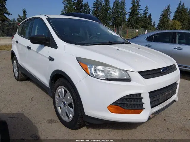 1FMCU0F77EUB99940 — 2014 Ford Escape S, Естественный износ (Normal Wear & Tear), фото до ремонта