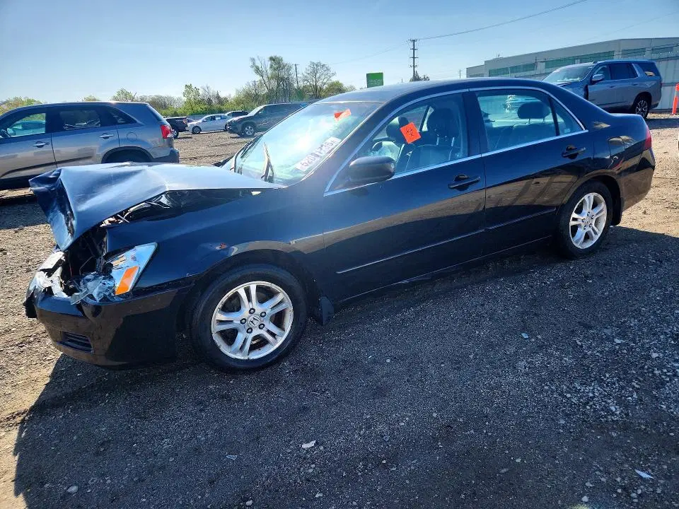 1HGCM56827A172614 — 2007 Honda Accord, Передняя часть (Front End), фото до ремонта
