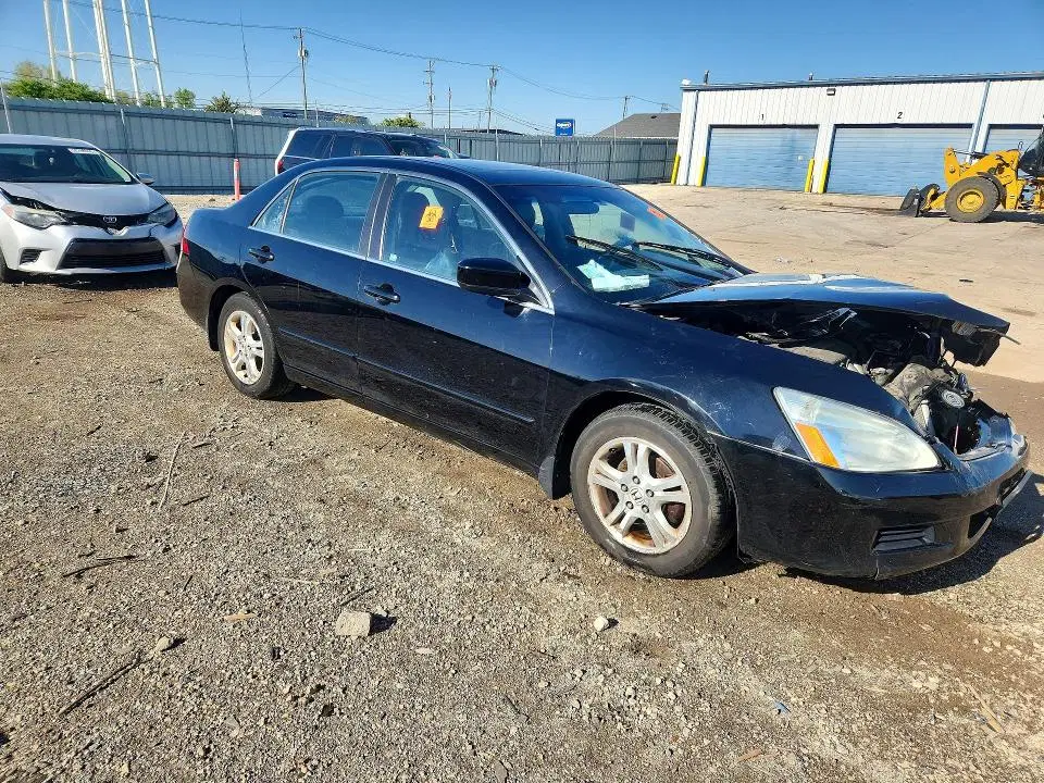 2007 HONDA ACCORD VIN 1HGCM56827A172614 фото 4