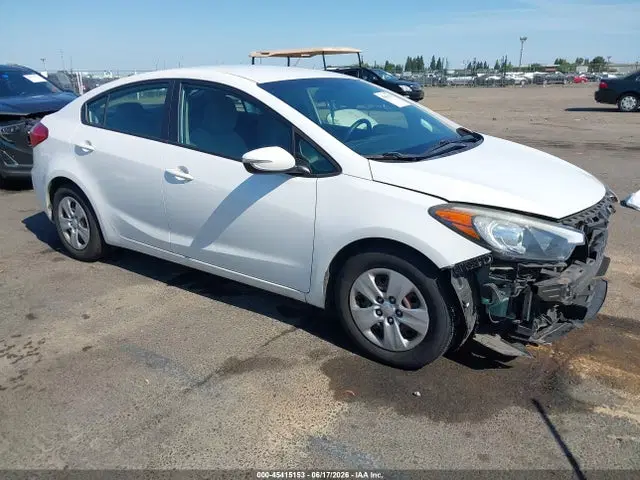 KNAFX4A67F5291623 — 2015 Kia Forte LX, Передняя часть (Front End), фото до ремонта