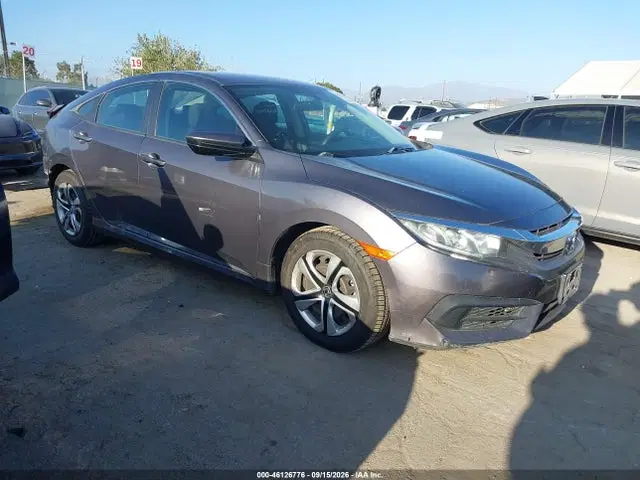 2HGFC2F52JH501311 — 2018 Honda Civic LX, Задняя часть (Rear), фото до ремонта