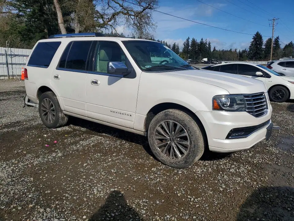 2015 LINCOLN NAVIGATOR VIN 5LMJJ2HT2FEJ02416 фото 4