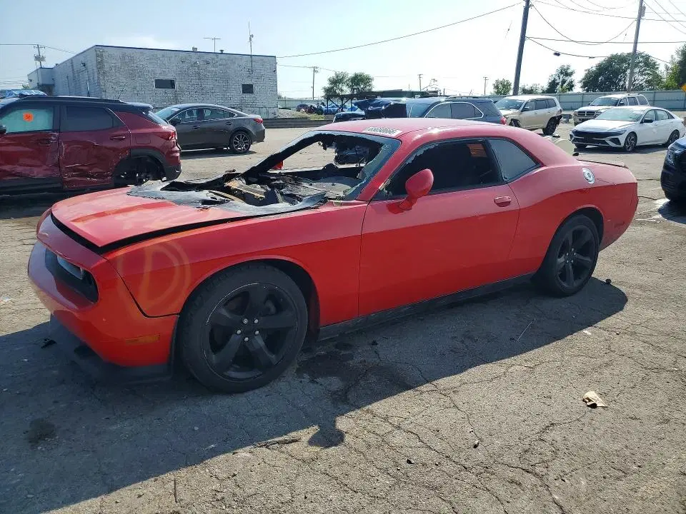 2C3CDYAG0EH206583 — 2014 Dodge Challenger, Пожар двигателя (Burn - Engine), фото до ремонта