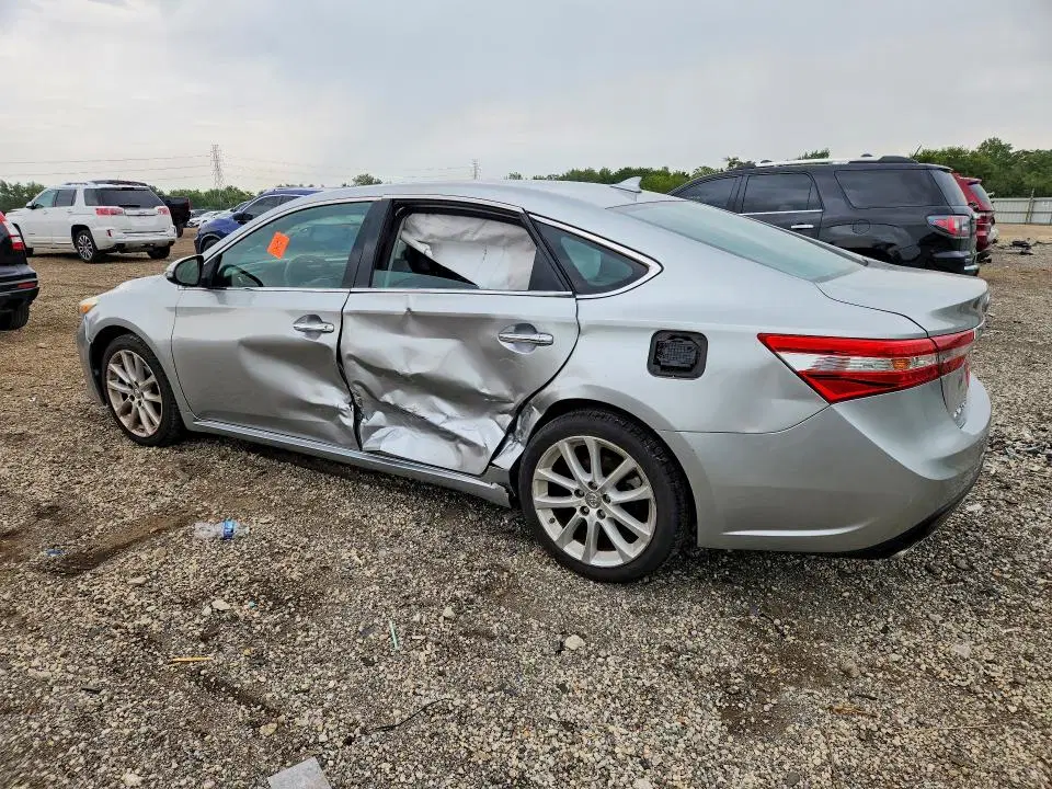 4T1BK1EB0FU186767 — 2015 Toyota Avalon, Боковая часть (Side), фото до ремонта