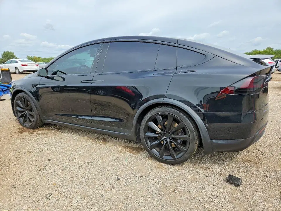 2017 TESLA MODEL X VIN 5YJXCBE27HF048748 фото 3