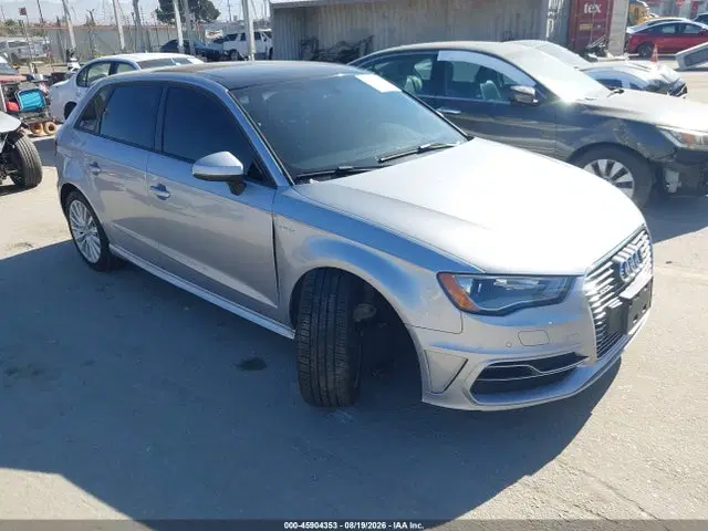 WAUUPBFFXGA088464 — 2016 Audi A3 E-Tron 1.4T Premium, Левый бок (Left Side), фото до ремонта