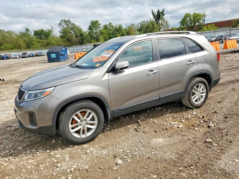5XYKT4A73FG640516 — 2015 Kia Sorento, Механические повреждения (Mechanical), фото до ремонта