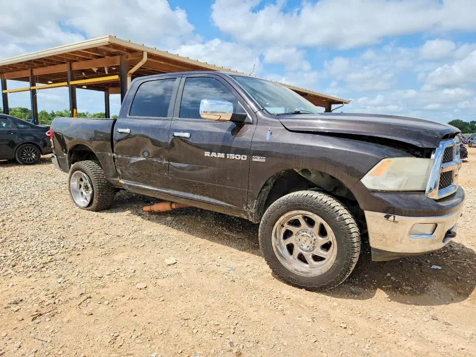 2011 DODGE RAM 1500 VIN 1D7RB1CT3BS582203 фото 4