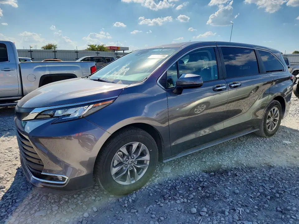 5TDYRKEC7PS158057 — 2023 Toyota Sienna, Мелкие вмятины и царапины (Minor Dent/Scratches), фото до ремонта