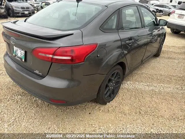 2015 Ford FOCUS SE VIN 1FADP3F20FL331908 фото 3