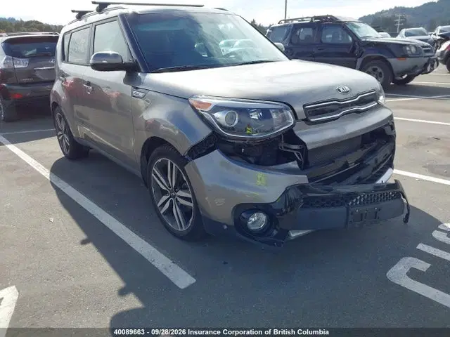 KNDJP3A52J7602547 — 2018 Kia Soul, Передняя часть (Front), фото до ремонта
