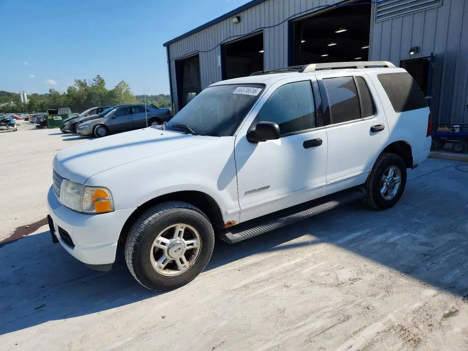 1FMZU73E05ZA17696 — 2005 Ford Explorer, Задняя часть (Rear End), фото до ремонта