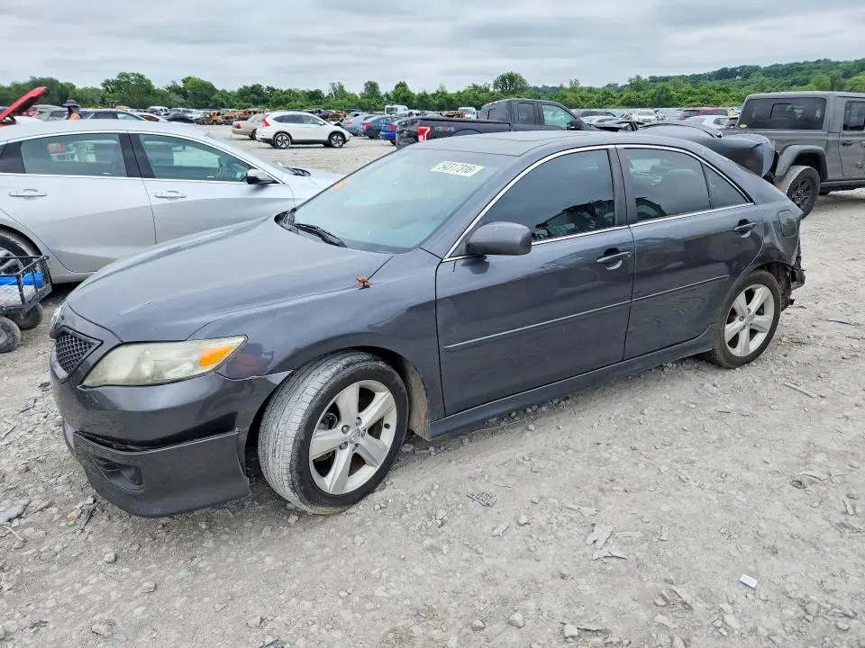 4T1BF3EK6BU219054 — 2011 Toyota Camry, Задняя часть (Rear End), фото до ремонта