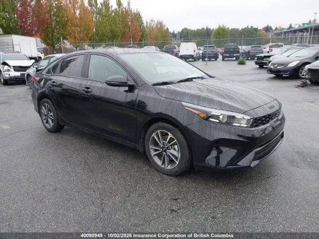 3KPF34AD3RE838389 — 2024 Kia Forte, Задняя часть (Rear), фото до ремонта