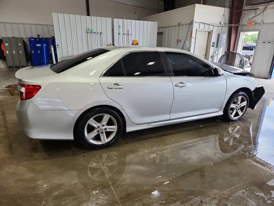4T1BF1FK8EU779049 — 2014 Toyota Camry, Передняя часть (Front End), фото до ремонта