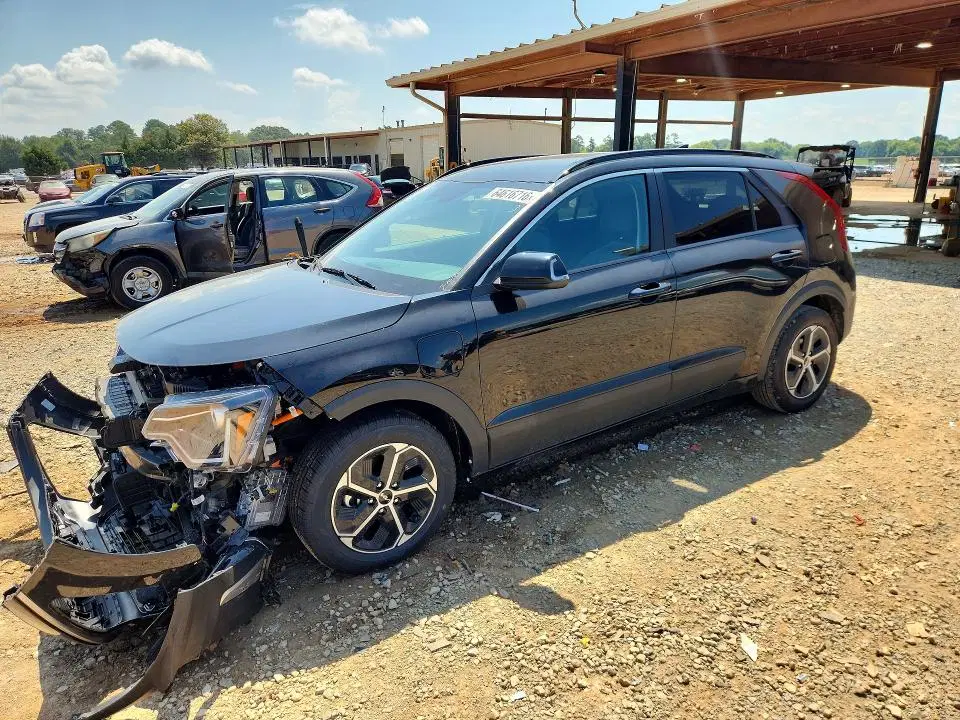 KNDCS3LF8S5253131 — 2025 Kia NIRO, Передняя часть (Front End), фото до ремонта