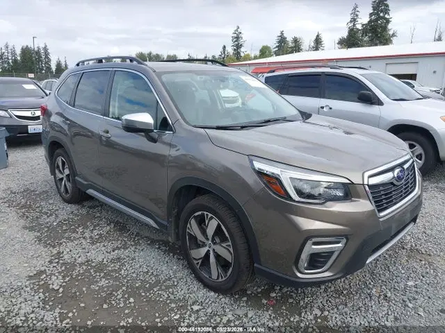 JF2SKAXC8MH469113 — 2021 Subaru Forester Touring, Задняя часть (Rear), фото до ремонта