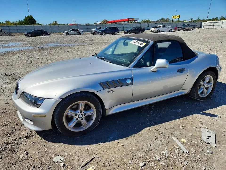 4USCH9344YLF85794 — 2000 BMW Z3, Механические повреждения (Mechanical), фото до ремонта
