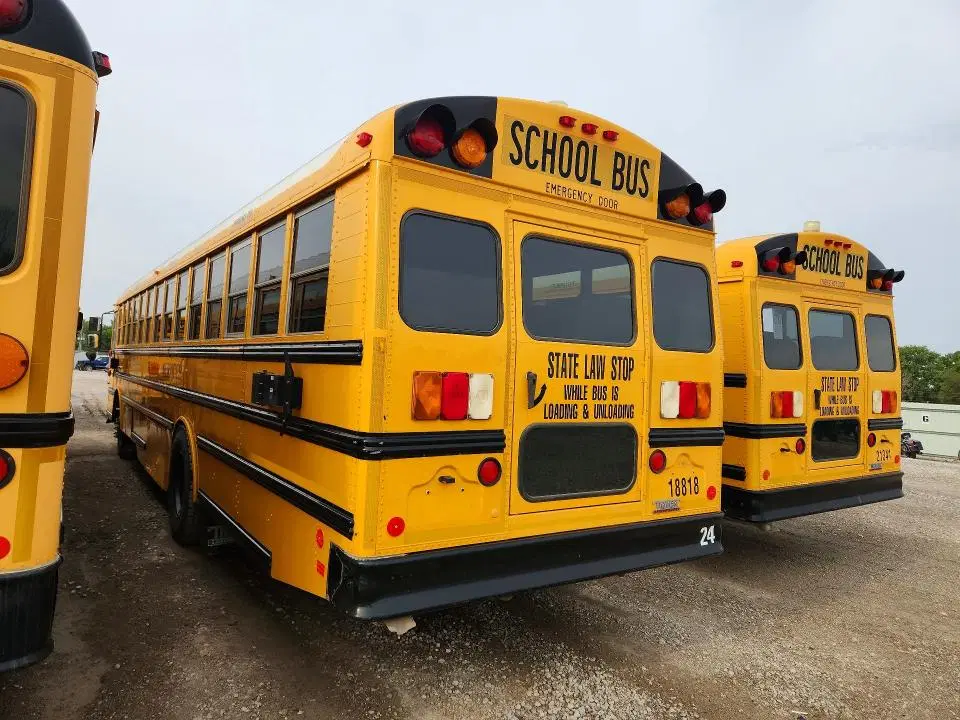 2011 THOMABUSES BUS VIN 1T88T4E24B1136056 фото 2