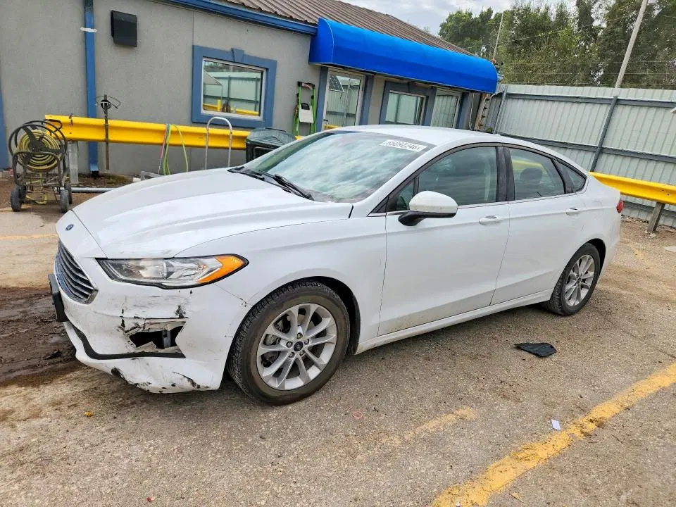 3FA6P0HD9KR143048 — 2019 Ford Fusion, Мелкие вмятины и царапины (Minor Dent/Scratches), фото до ремонта