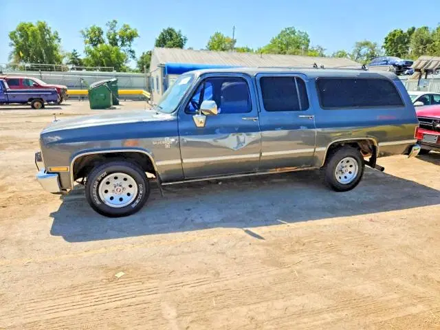 1GNER16K9JF120346 — 1988 Chevrolet Suburban, Мелкие вмятины и царапины (Minor Dent/Scratches), фото до ремонта