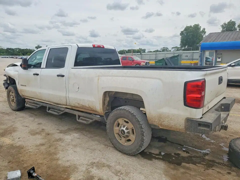 2019 CHEVROLET SILVERADO VIN 1GC1CREG0KF128079 фото 2