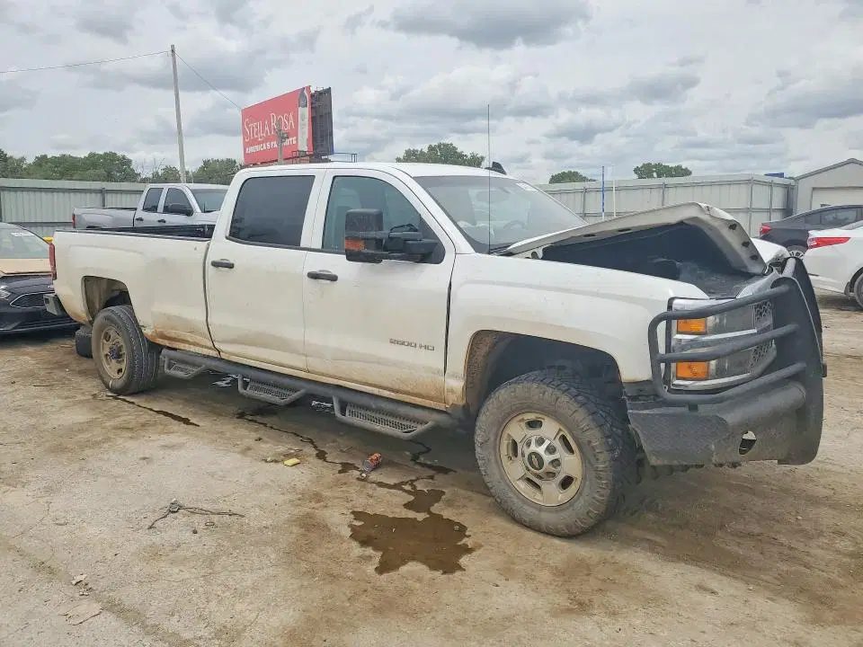 2019 CHEVROLET SILVERADO VIN 1GC1CREG0KF128079 фото 4