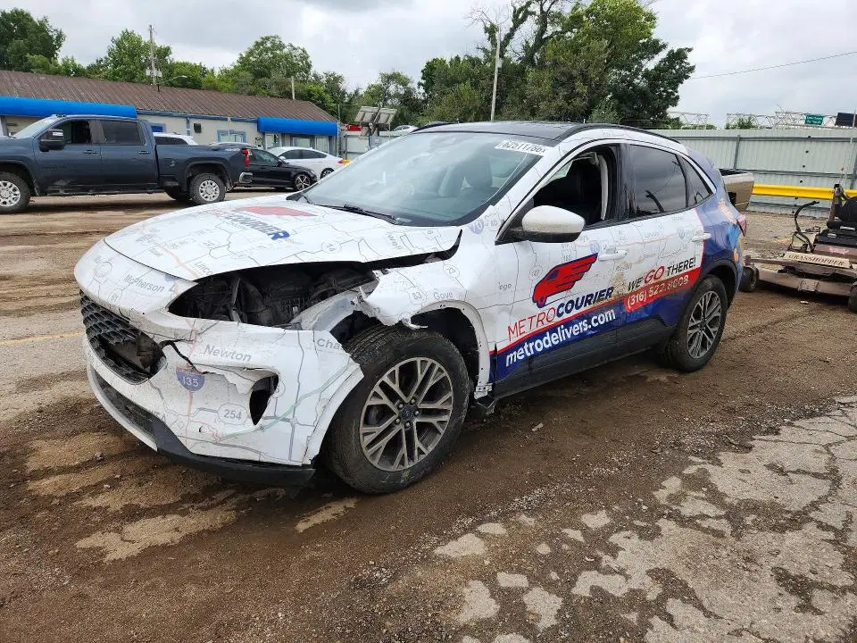 1FMCU9H6XMUA91349 — 2021 Ford Escape, Передняя часть (Front End), фото до ремонта