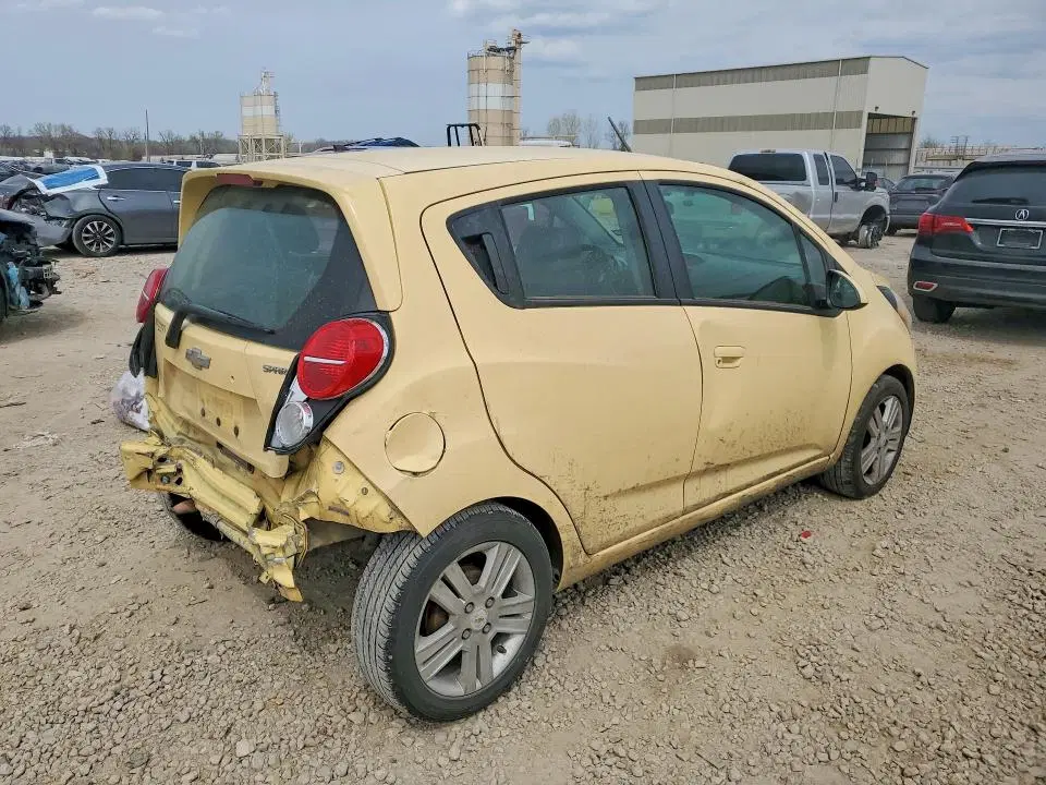 2014 CHEVROLET SPARK VIN KL8CD6S99EC546973 фото 3