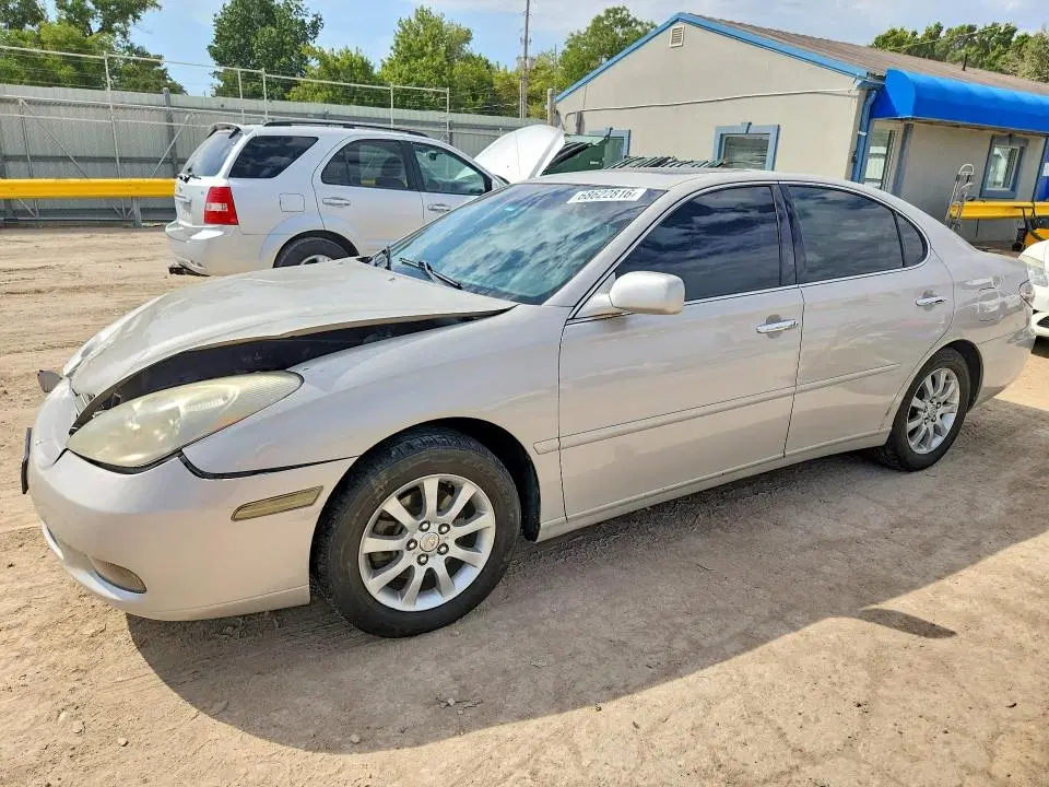JTHBF30G925000766 — 2002 Lexus ES, Передняя часть (Front End), фото до ремонта