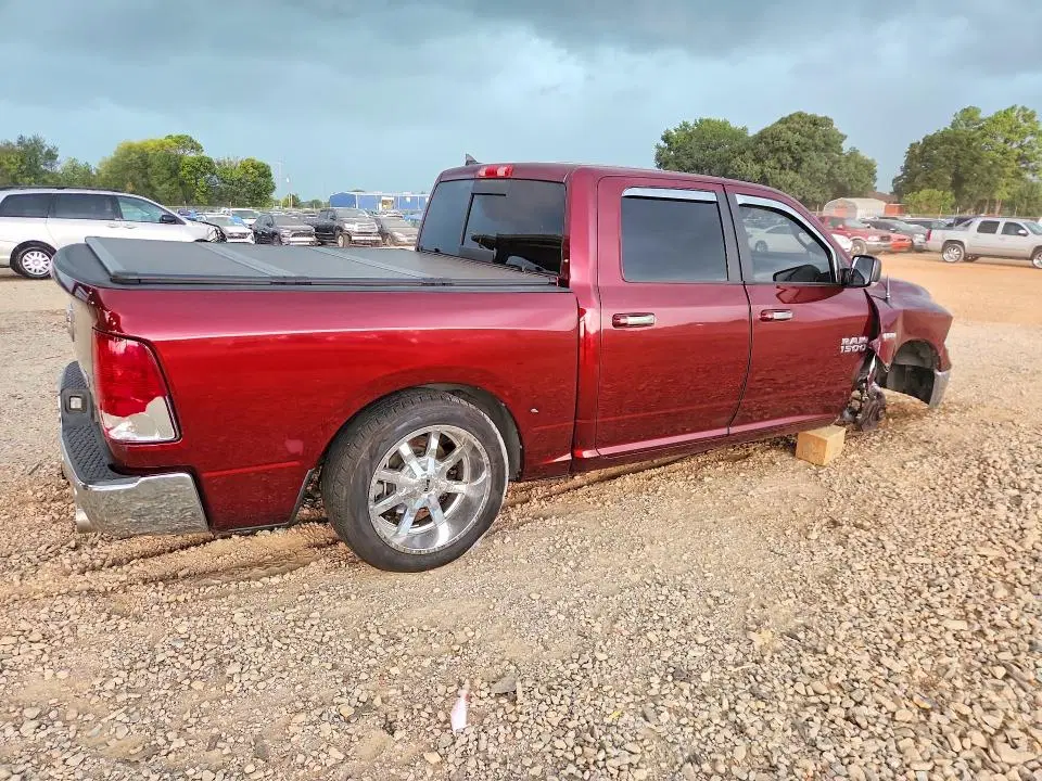 2016 RAM 1500 VIN 1C6RR6LT7GS179553 фото 3