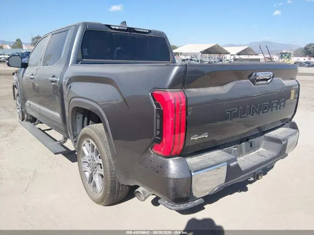 2024 Toyota Tundra 1794 Edition VIN 5TFMA5DB3RX208322 фото 3