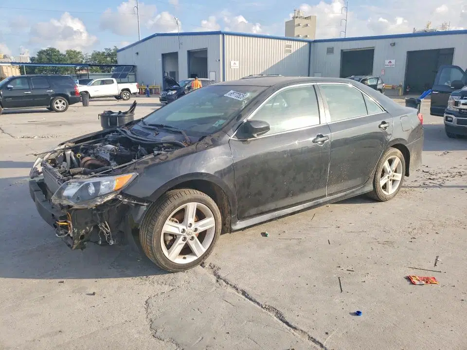4T1BF1FK8CU199345 — 2012 Toyota Camry, Передняя часть (Front End), фото до ремонта