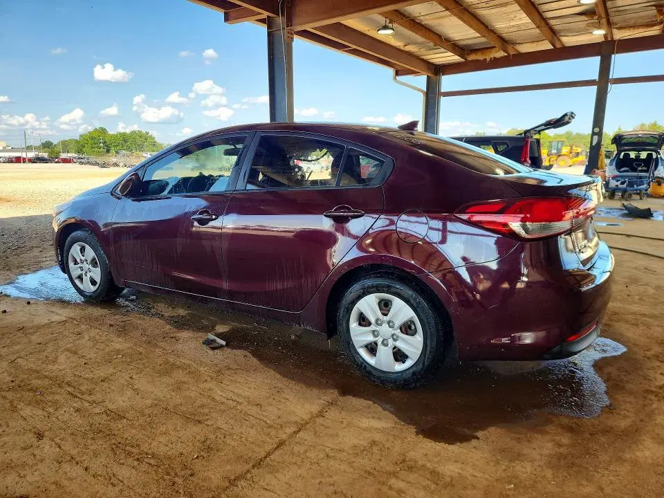 3KPFK4A72HE131618 — 2017 Kia Forte, Side (Side), before-repair photos