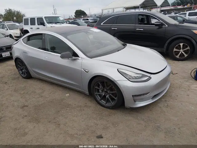 5YJ3E1EB2JF093332 — 2018 Tesla Model 3 Long Range/Performance, Задняя часть (Rear), фото до ремонта