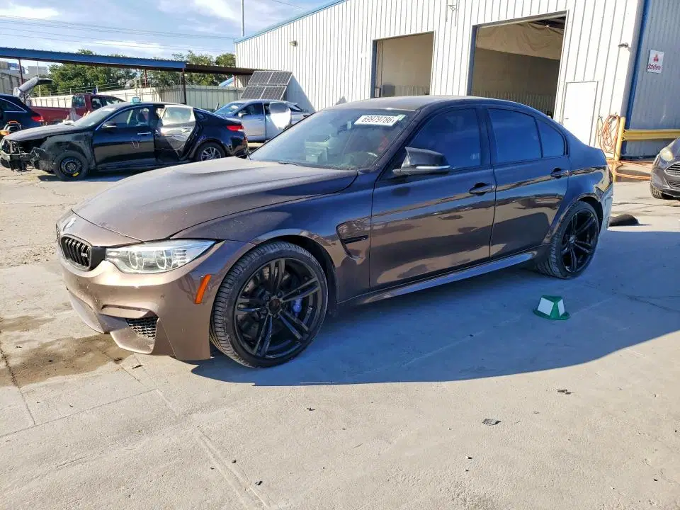 WBS3C9C5XFP805805 — 2015 BMW M3, Задняя часть (Rear End), фото до ремонта