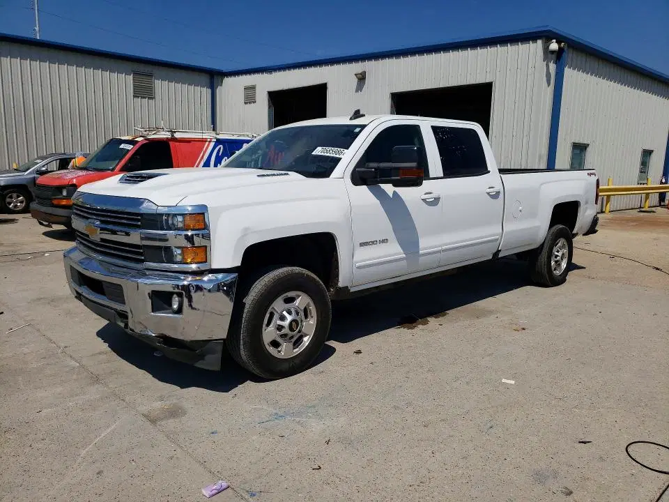 1GC1KVEY0HF156655 — 2017 Chevrolet Silverado, Передняя часть (Front End), фото до ремонта