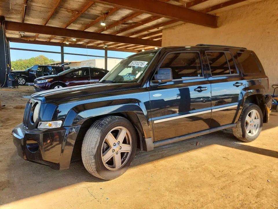 1J4NT1GA8AD641516 — 2010 Jeep Patriot, Задняя часть (Rear End), фото до ремонта