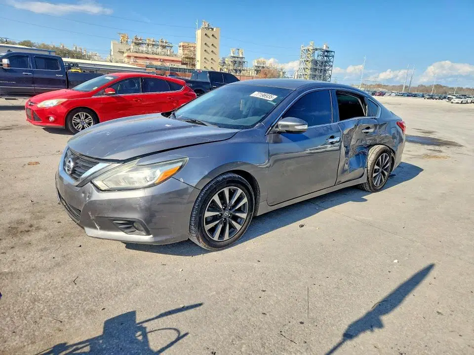 1N4AL3AP0HC223079 — 2017 Nissan Altima, Боковая часть (Side), фото до ремонта